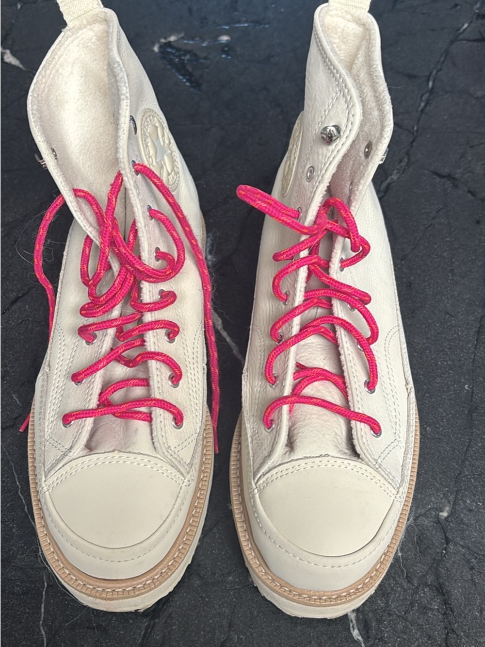 Converse Cream High-Top Women’s Leather Sneakers with Pink Laces